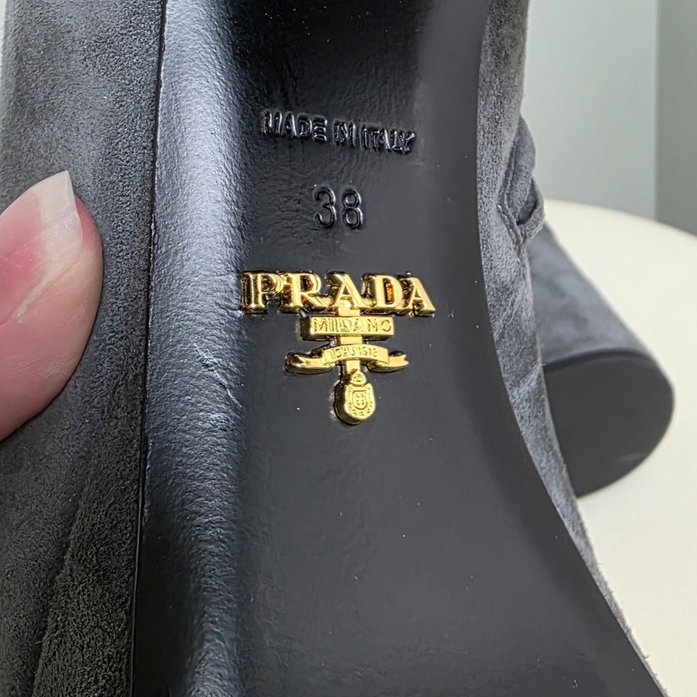 PRADA Grey Suede Platform Retro Block Chunky Heel Ankle Bootie Round Toe 38 - Picture 7 of 14